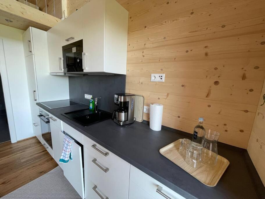 Zweistoeckiges Natur-Holzhaus Mit Berg- & Seesicht Horgenzell 外观 照片