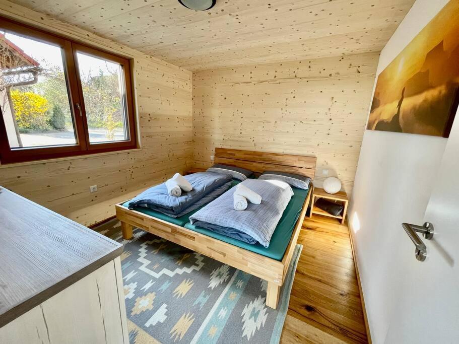 Zweistoeckiges Natur-Holzhaus Mit Berg- & Seesicht Horgenzell 外观 照片