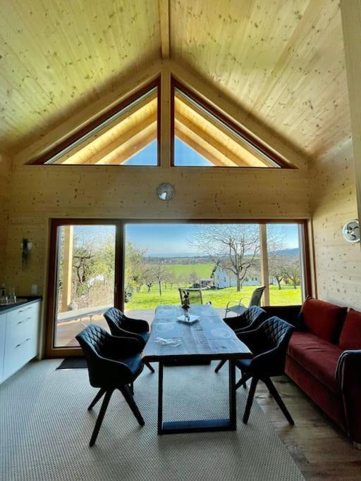 Zweistoeckiges Natur-Holzhaus Mit Berg- & Seesicht Horgenzell 外观 照片